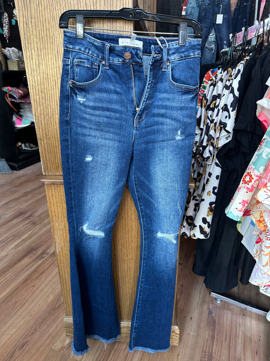 Risen Flare Jeans