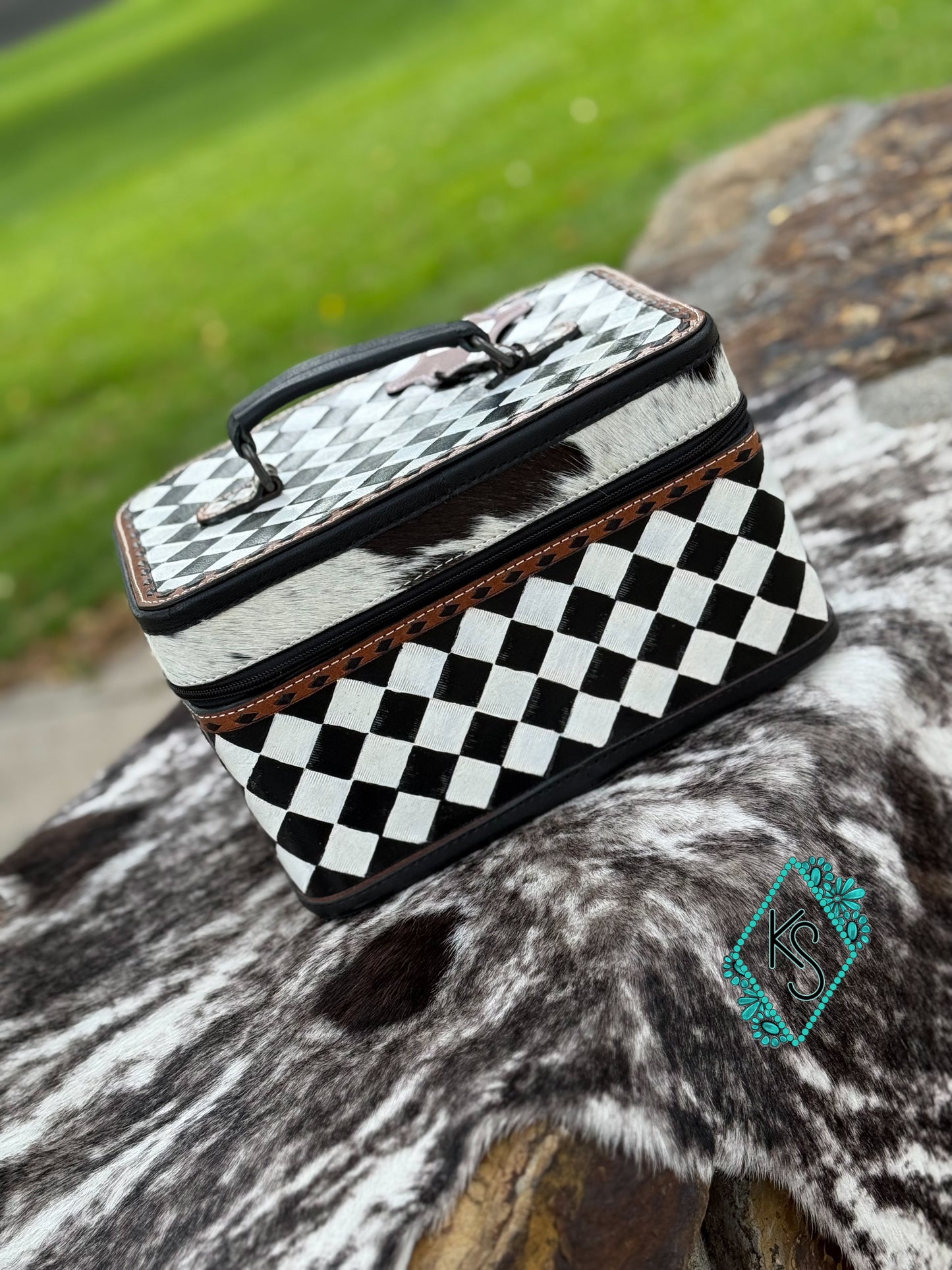 Black checkered jewelry box